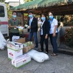 The Department of Agriculture Region IV-CALABARZON distributed various vegetable seeds, plastic drums, and fertilizers to farmers’ groups in Silang, Cavite, and San Luis, Batangas (through their respective municipal agriculturists and group representatives) on March 30, 2020, in time for the new cropping season. According to Engr. Redelliza A. Gruezo, Chief of Field Operations Division and concurrently the Coordinator for High Value Crops Development Program (HVCDP) in the region, the identified farmers’ groups in the said municipalities have good market linkages with big supermarkets and food companies, which also support their respective local food production programs, and the KADIWA stores established. She added that this will help ensure that food will be available, affordable, and accessible for the consumers. “Other identified farmers’ groups/associations in the region which are set to receive production support from HVCDP need not worry because we are now finalizing the schedule for the distribution of interventions to continue as early as next week,” Engr. Gruezo assured. Among the vegetable seeds received are for the planting of hybrid tomato, ampalaya, squash, pole sitao, hot pepper, pechay, and upland kangkong. ● (RFL, DA-RAFIS) [Photos Courtesy of DA CALABARZON HVCDP]